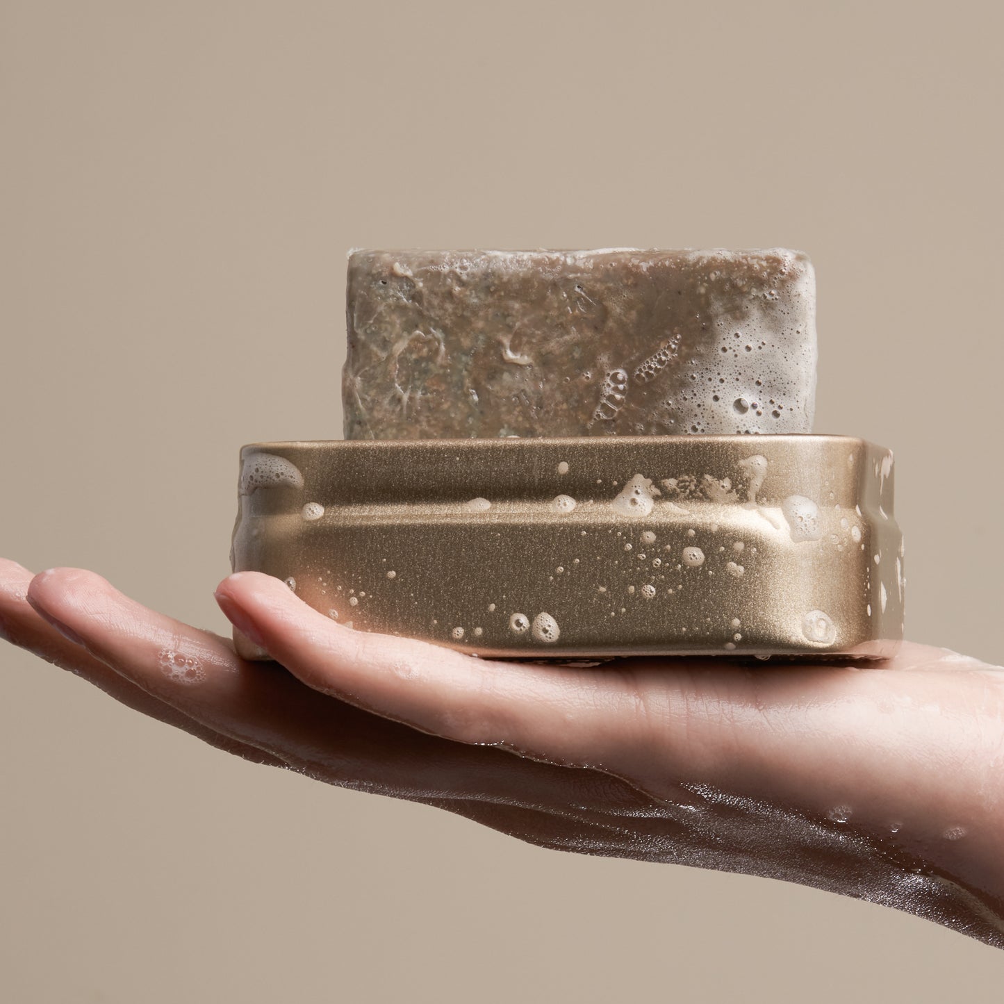BODY BAR TRAVEL TIN GOLD